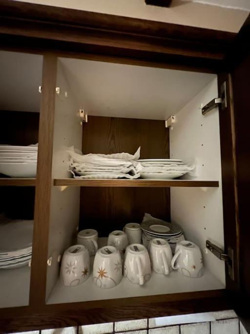 Duisburg Feelhome, Flughafen Nah,3-Schlafzimmer, Dusche Ebenerdig, Zentral, Wifi, Ground Floor 外观 照片